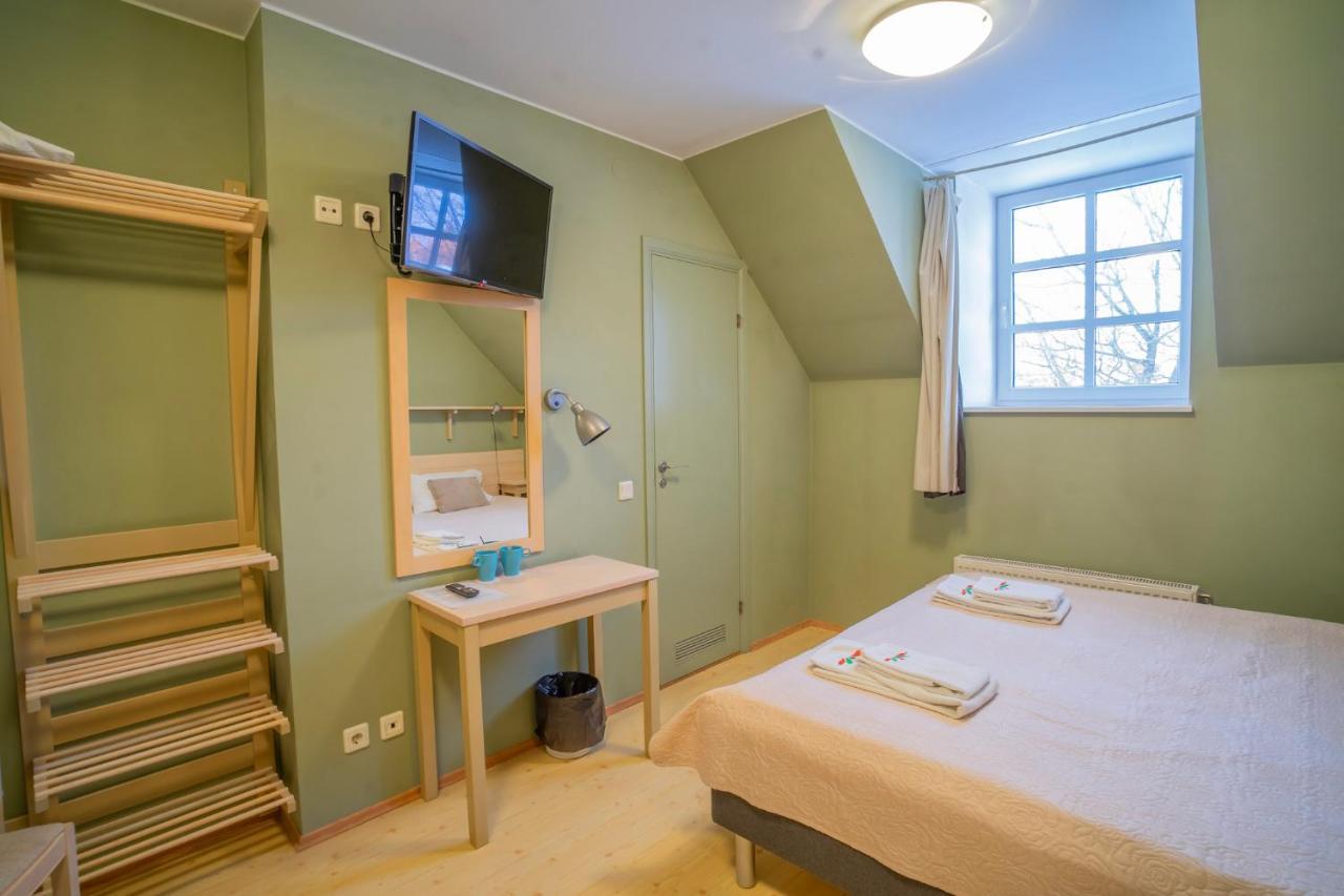 Kongo Hotel 3*